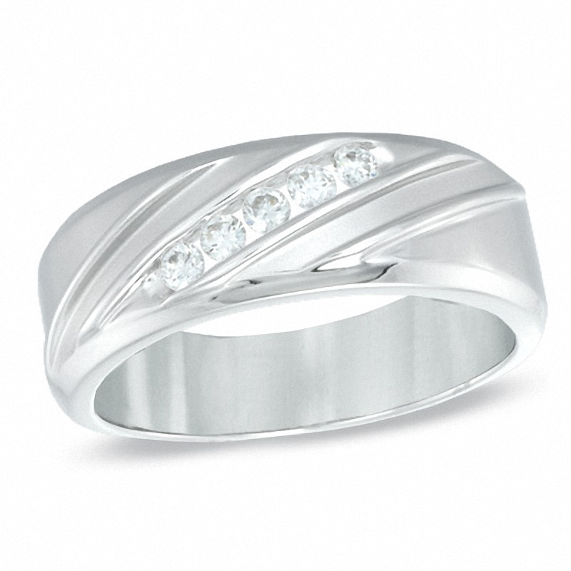 Previously Owned - Men's 0.25 CT. T.W. Diamond Five Stone Slant Wedding Band in 10K White Gold