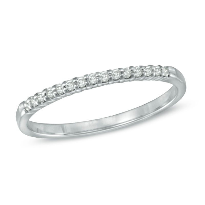Main Image 1 of Previously Owned - 0.10 CT. T.W. Diamond Anniversary Band in Sterling Silver