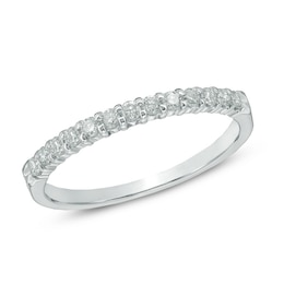 Previously Owned - Ladies' 0.25 CT. T.W. Diamond Wedding Band in 14K White Gold