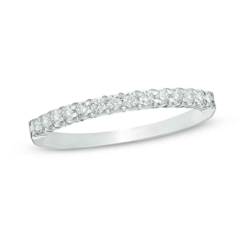 Previously Owned - 0.25 CT. T.W. Colourless Diamond Band in 18K White Gold (E/I1)|Peoples Jewellers