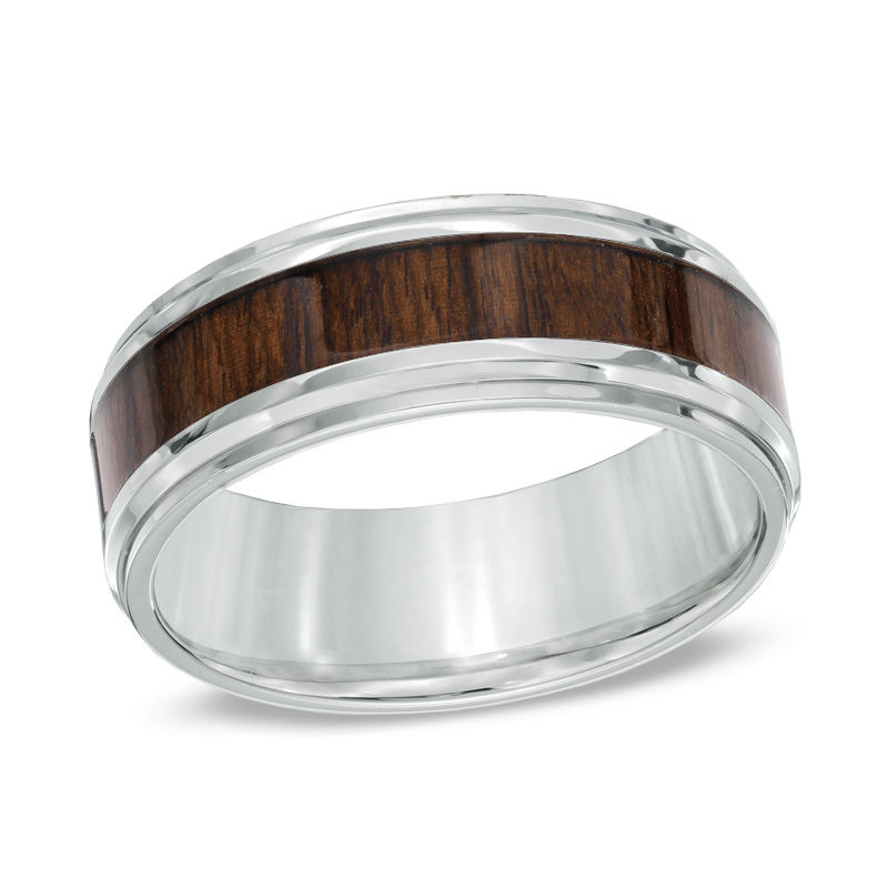 Previously Owned - Men's 8.0mm Comfort Fit Wood Grain Carbon Fiber Inlay Wedding Band in Stainless Steel|Peoples Jewellers