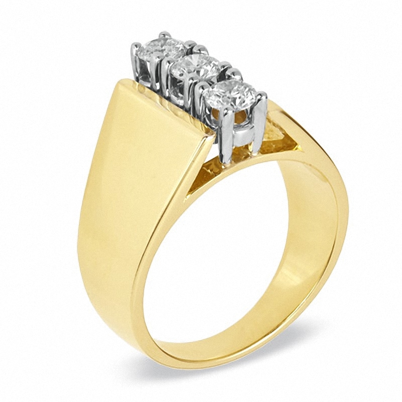 Previously Owned - 0.51 CT. T.W. Diamond Linear Past Present Future® Ring in 14K Gold