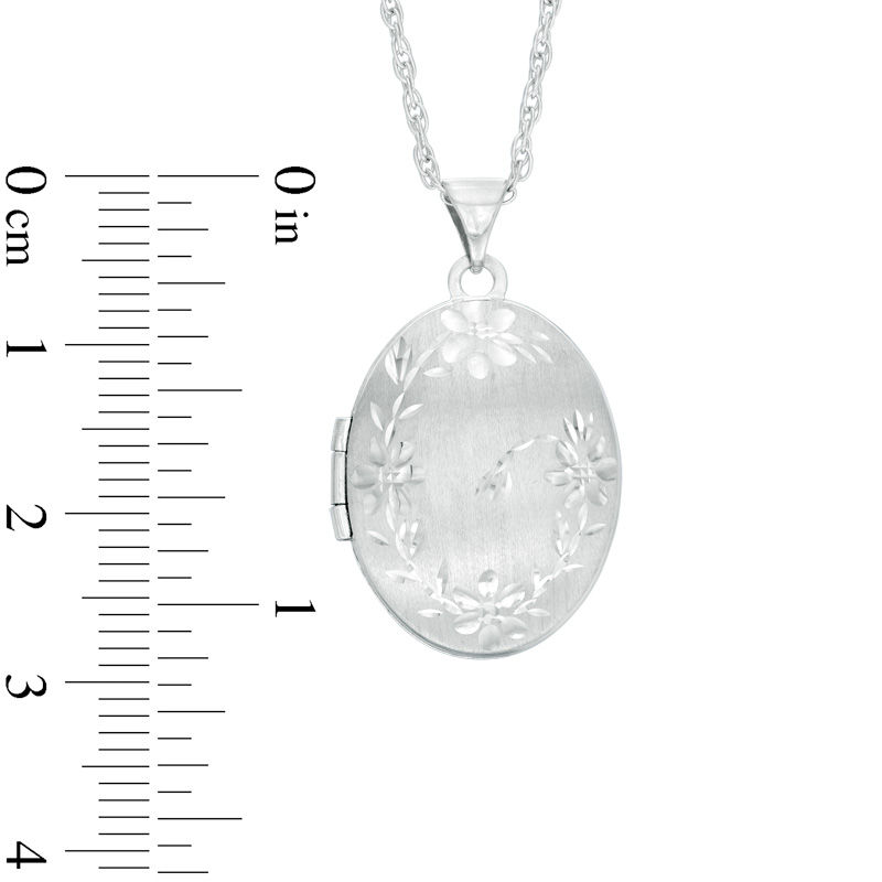 Previously Owned - Oval Flower Locket in Sterling Silver