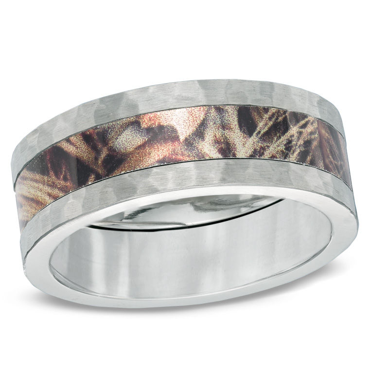 Previously Owned - Triton Men's 8.0mm Realtree AP® Comfort Fit  Camouflage Inlay Hammered Wedding Band in Cobalt|Peoples Jewellers