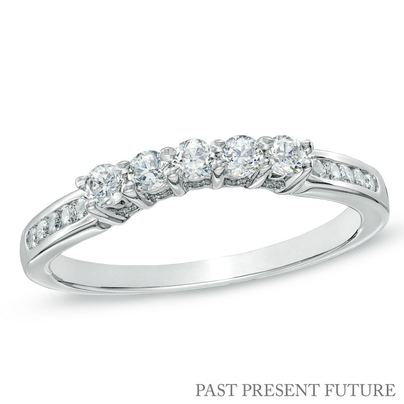 Previously Owned - 0.33 CT. T.W. Diamond Wedding Band in 14K White Gold