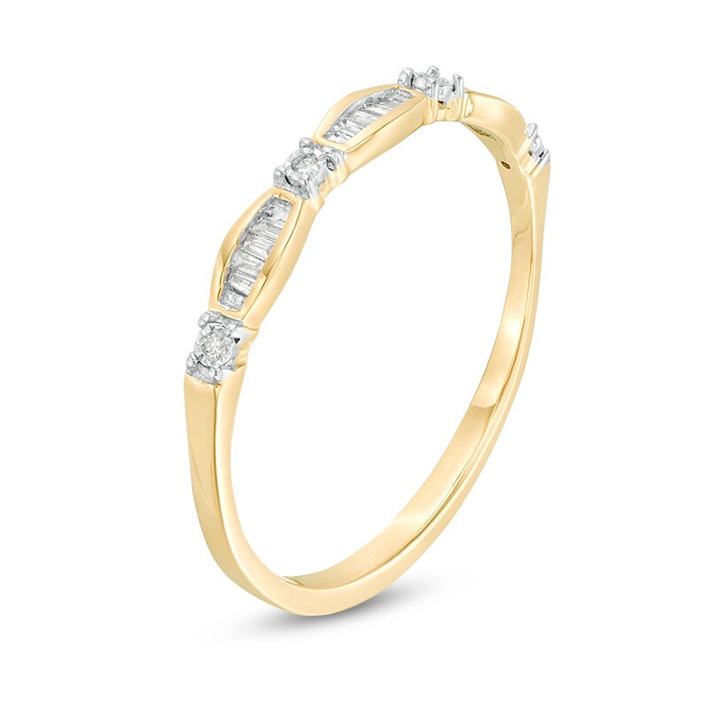 Main Image 3 of Previously Owned - 0.05 CT. T.W. Baguette and Round Diamond Station Anniversary Band in 10K Gold