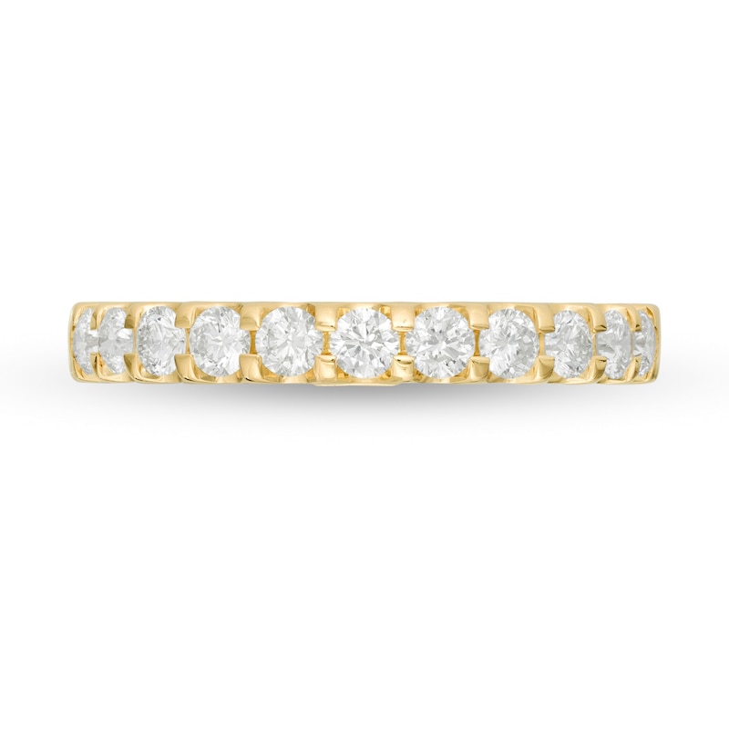 Previously Owned - 0.58 CT. T.W. Diamond Anniversary Band in 10K Gold