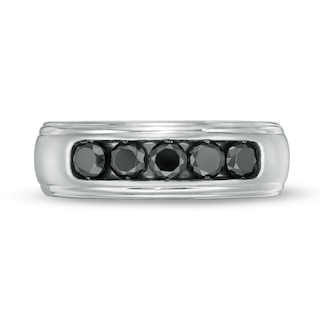Previously Owned - Men's 0.98 CT. T.W. Black Diamond Five Stone Anniversary Band in 10K White Gold