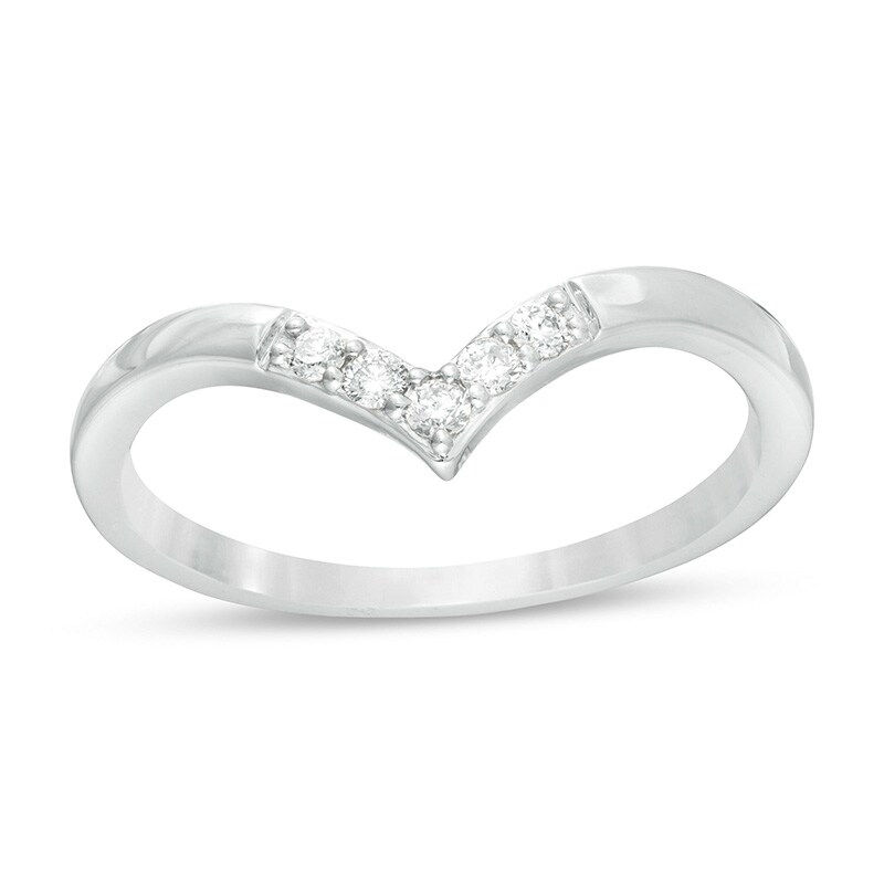 Previously Owned - 0.085 CT. T.W. Diamond Five Stone Chevron Anniversary Band in 10K White Gold