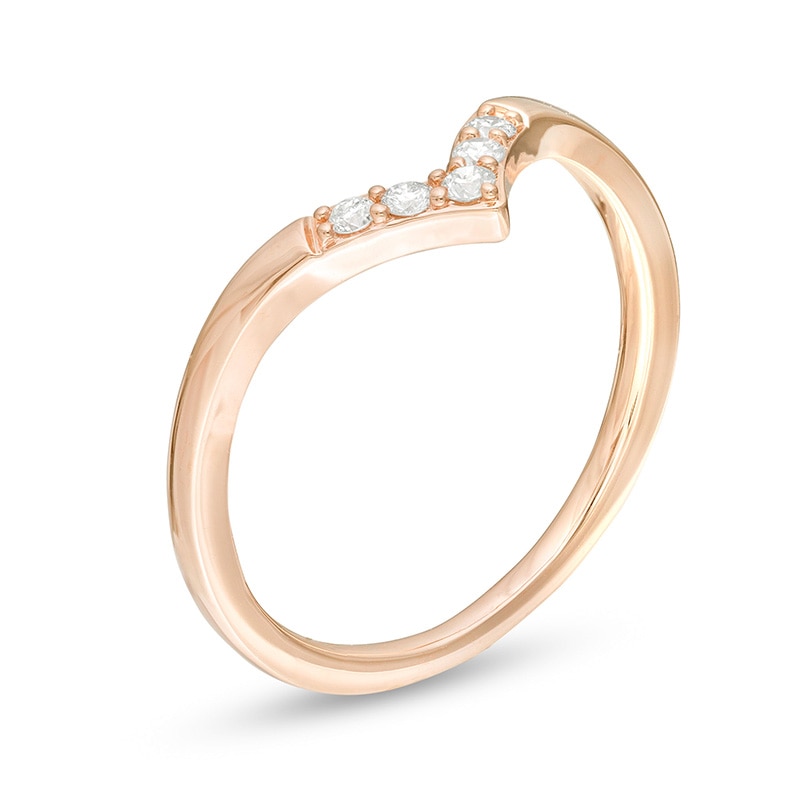 Previously Owned - 0.085 CT. T.W. Diamond Five Stone Chevron Anniversary Band in 10K Rose Gold