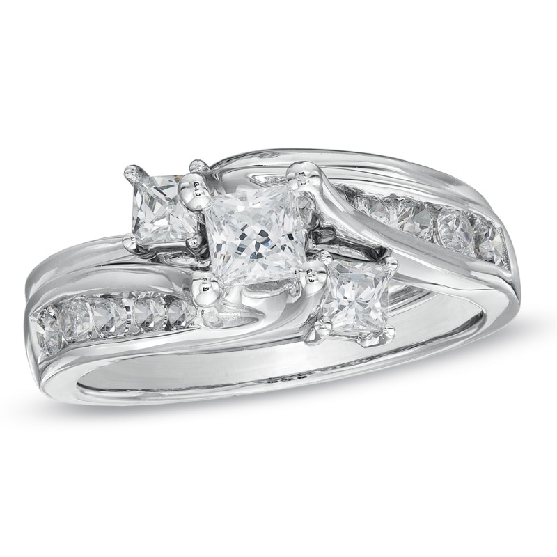 Previously Owned - 1.00 CT. T.W. Princess-Cut Diamond Three Stone Bridal Set in 14K White Gold|Peoples Jewellers