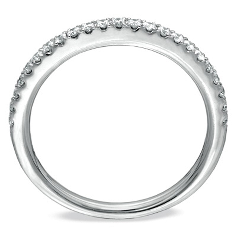 Previously Owned - Vera Wang Love Collection 0.23 CT. T.W. Diamond Band 14K White Gold