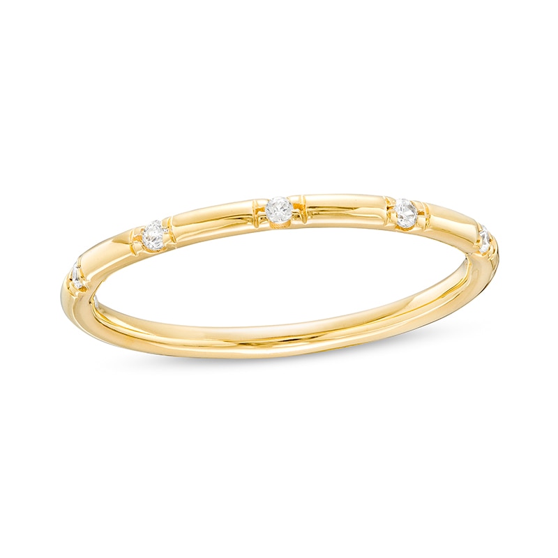 Previously Owned - 0.04 CT. T.W. Diamond Five Stone Anniversary Band 10K Gold