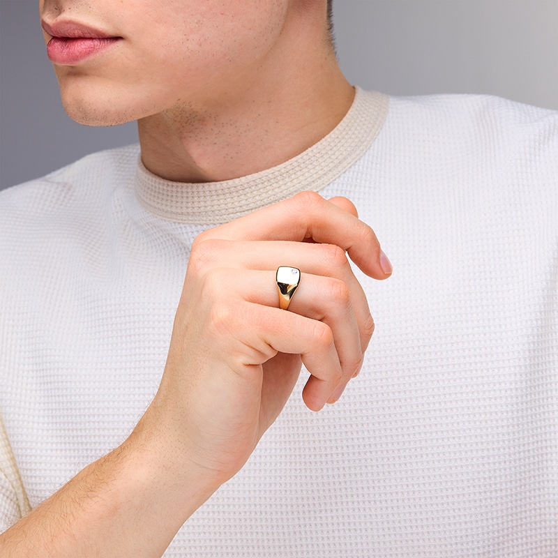 Previously Owned - 0.07 CT. Certified Lab-Grown Diamond Solitaire Cushion Signet Ring in 10K Gold (F/SI2)